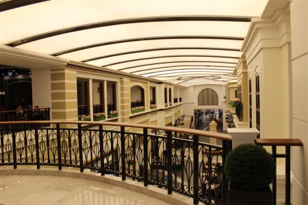 Atrium Korkulukları