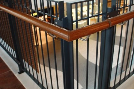 Atrium Korkulukları