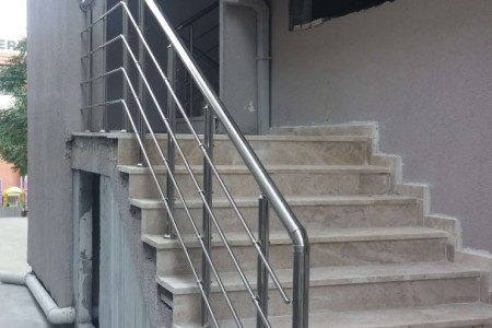 Paslanmaz Çıtalı Korkuluk