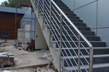Paslanmaz Çıtalı Korkuluk